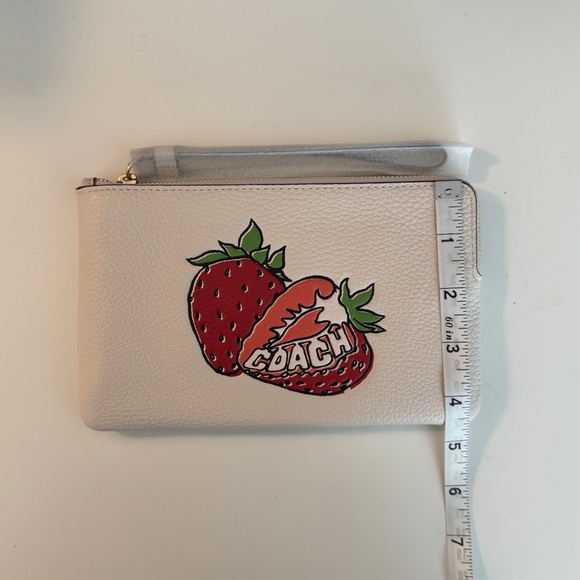 Coach large zipper wristlet and slim ID wallet with strawberry graphic - Picture 6 of 8